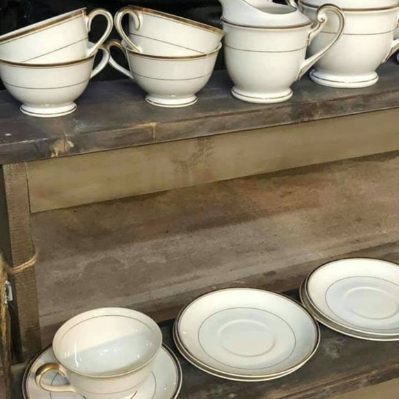 Beautiful China Kutani HandPainted 15Piece Tea Set - Picture 2 of 3